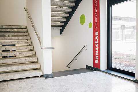 Treppenhaus der KRH Akademie